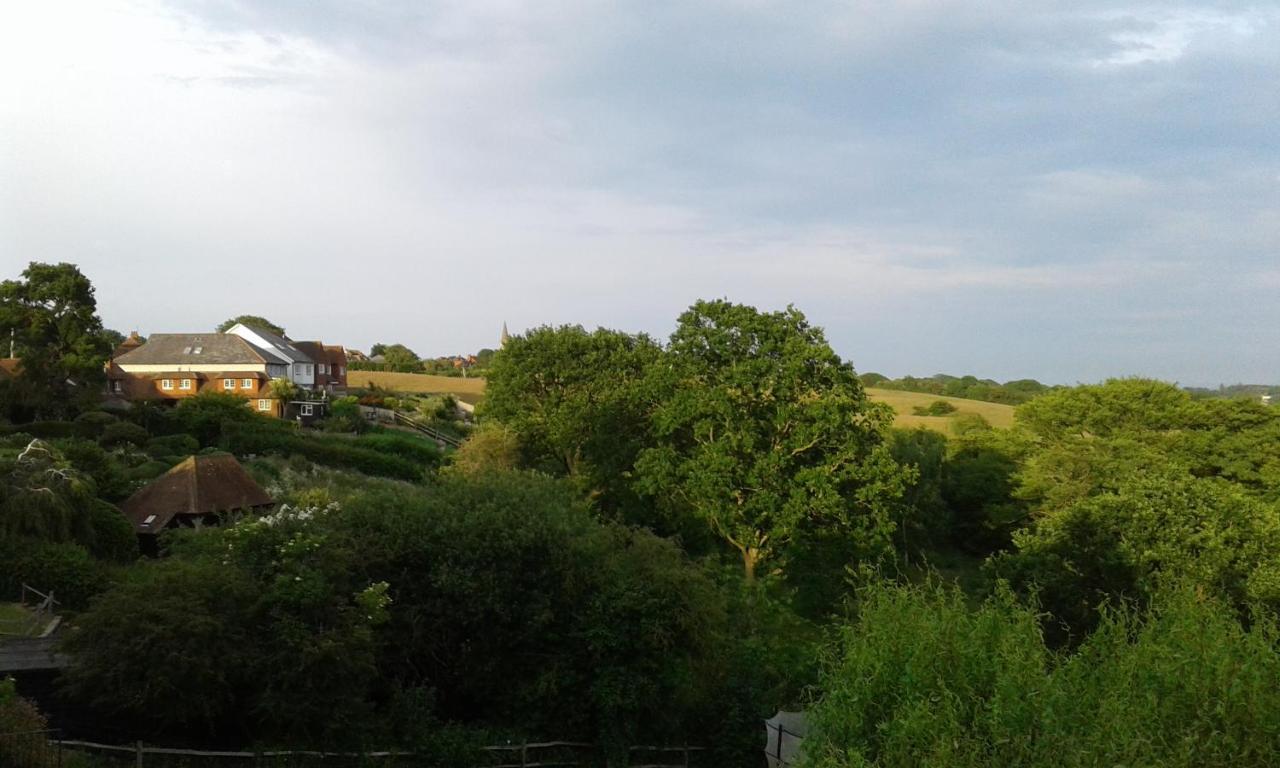 Woodpeckers Cottage B&B Pett Exterior foto