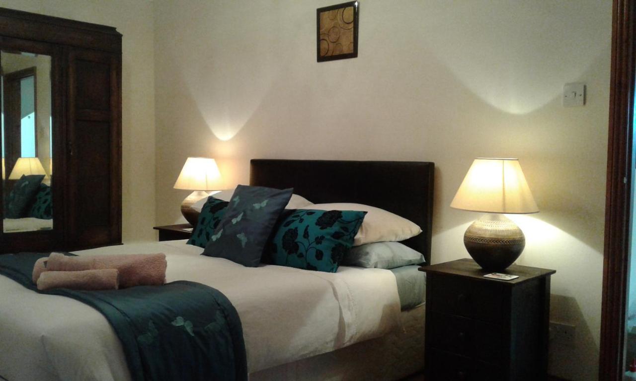 Woodpeckers Cottage B&B Pett Exterior foto